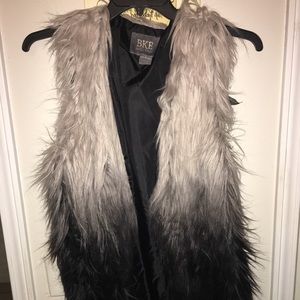 BKE fur vest